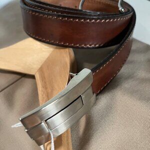 NEW Daniel Sujolt Brown Leather Belt
